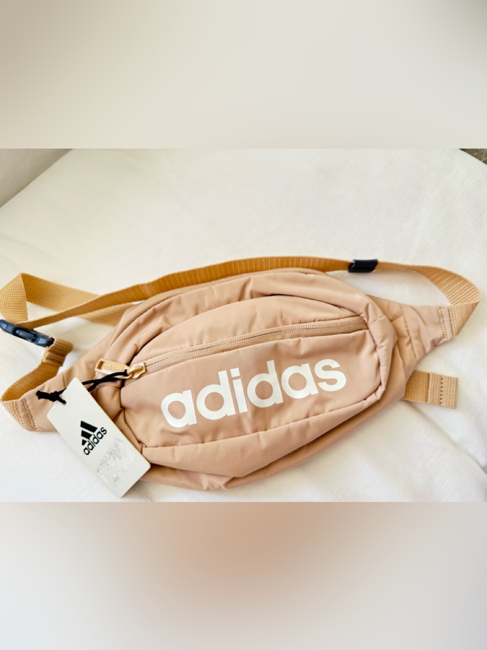 New NWT Adidas  Fanny pack
